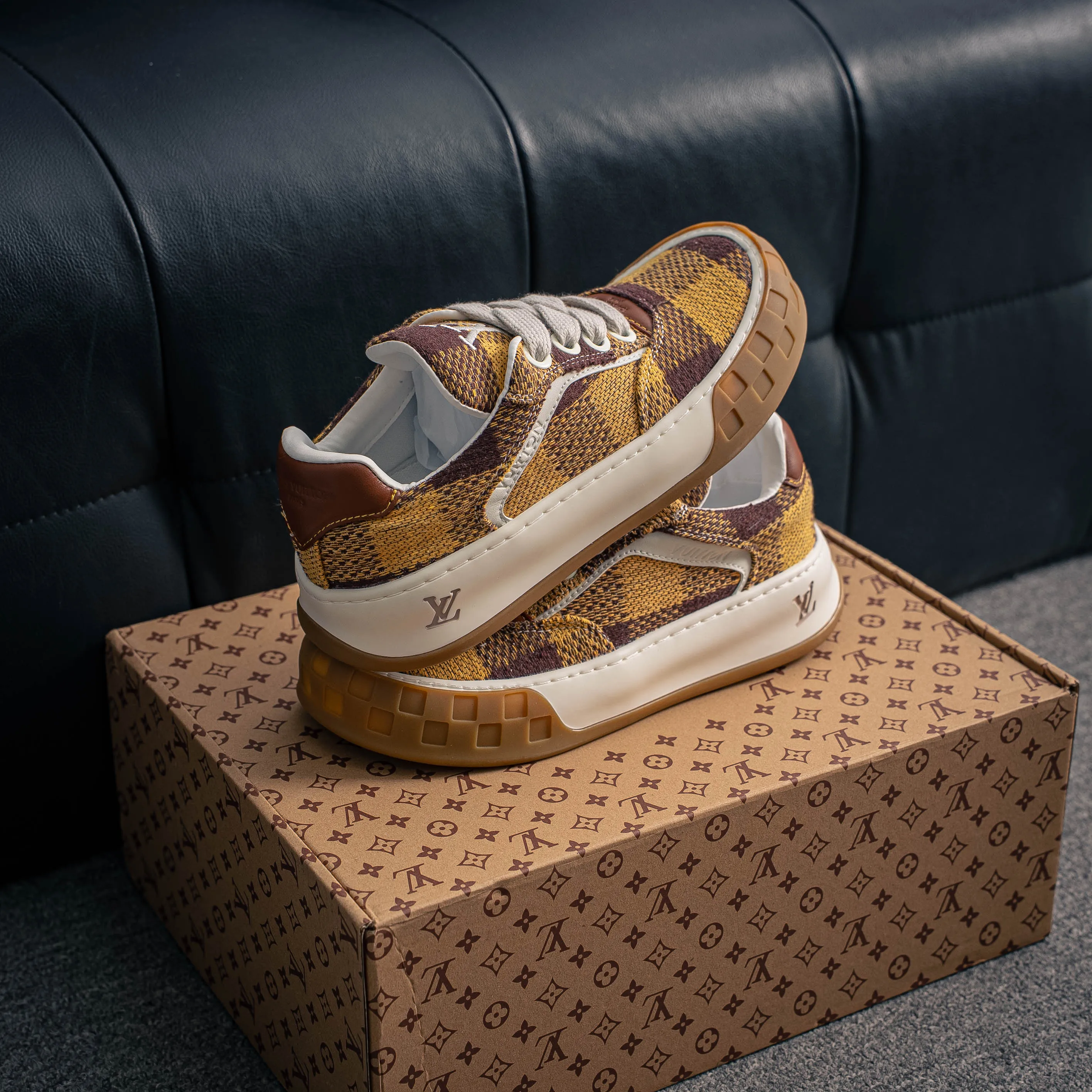 LOUIS VUITTON Tilted Series｜2026 LV Tilted Low Sneakers Series Low-Top Retro Skate Shoes Men Shoes｜ ｜ ✦